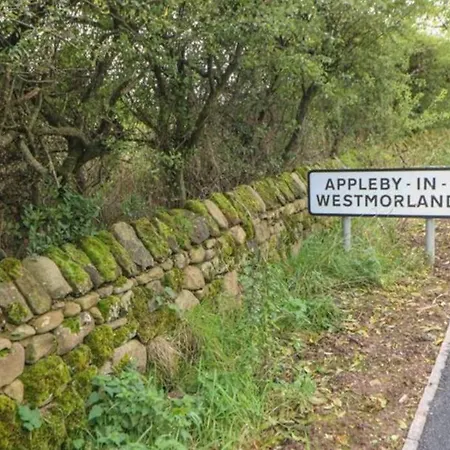1 Friary Cottages, Holiday home *