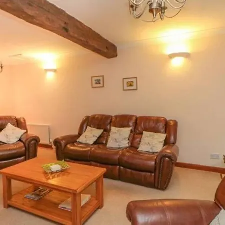 1 Friary Cottages, Holiday home *